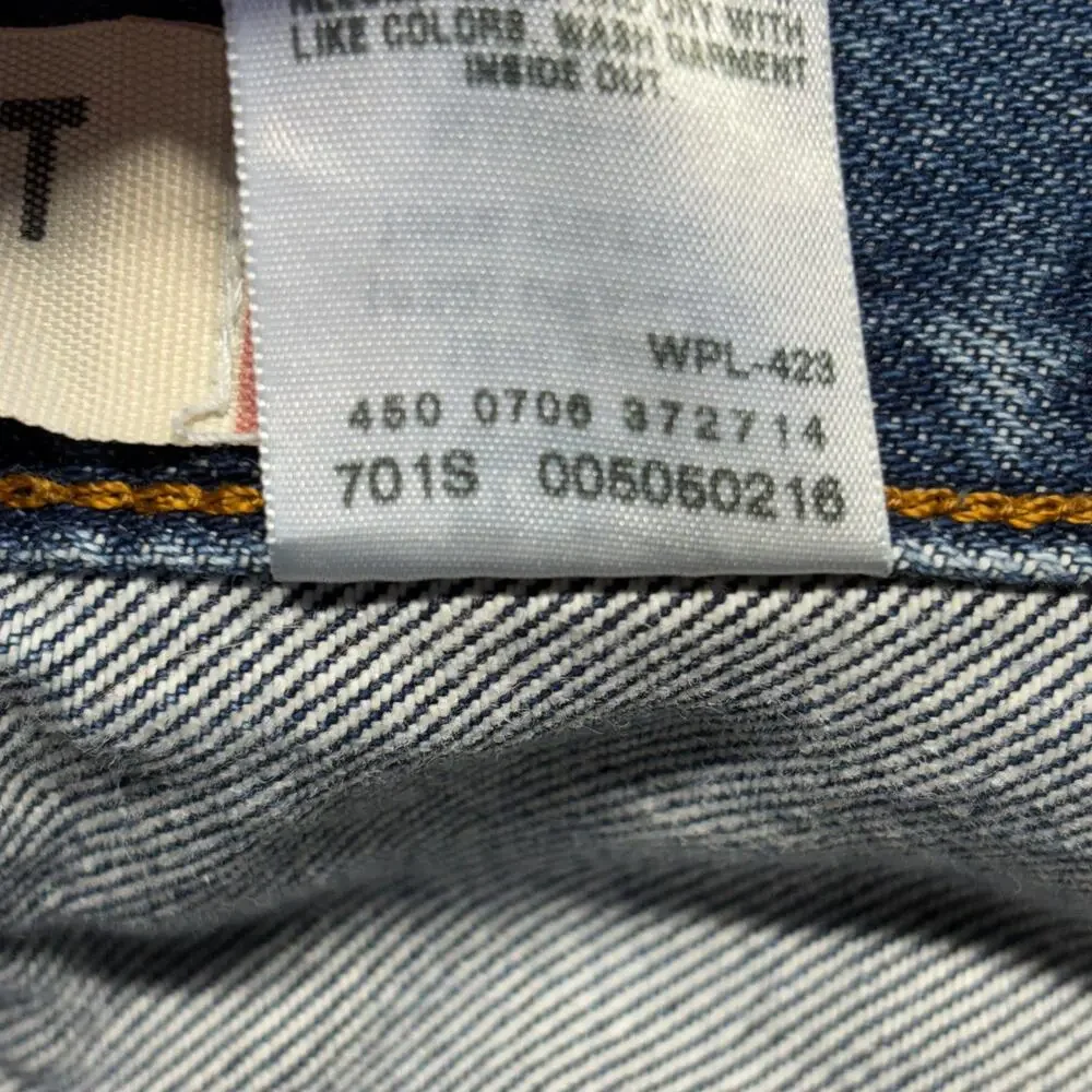 Levi's 505 Jeans Mens 34 x 36 Medium Wash Regular Fit Straight Leg Red Tab Denim